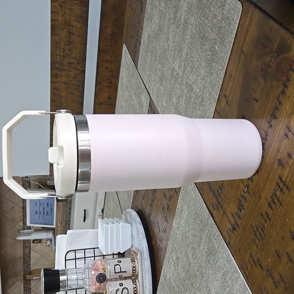 Stanley Travel Tumbler - Picture 3 of 9